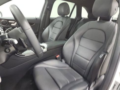 Used 2022 Mercedes-Benz GLC 300 4MATIC image 21