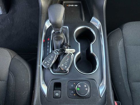 Certified 2023 Chevrolet Traverse LT image 15