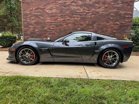 Used 2009 Chevrolet Corvette Z06 w/ Preferred Equipment Group RWD image 20