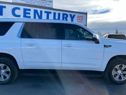 Used 2023 GMC Yukon XL SLE w/ Max Trailering Package AWD/4WD image 12