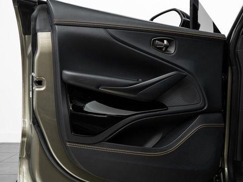 Used 2023 Aston Martin DBX 707 image 24