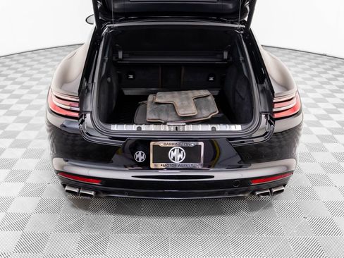 Used 2019 Porsche Panamera Turbo S Executive image 32