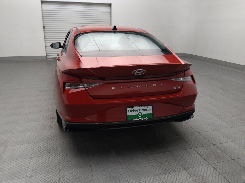 Used 2023 Hyundai Elantra Limited FWD image 6