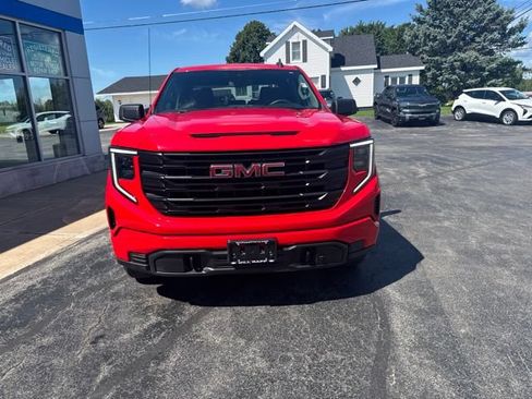 Used 2023 GMC Sierra 1500 Pro w/ Graphite Edition AWD/4WD image 6