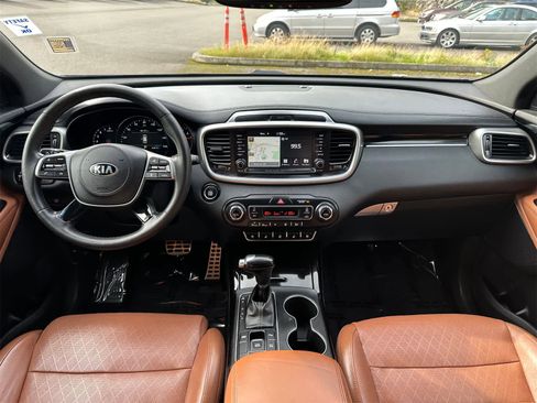 Used 2019 Kia Sorento SX image 8