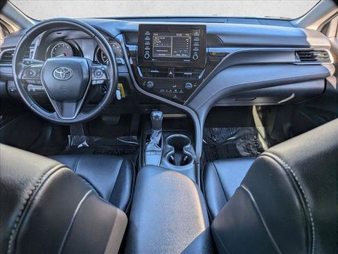 Used 2022 Toyota Camry SE image 20