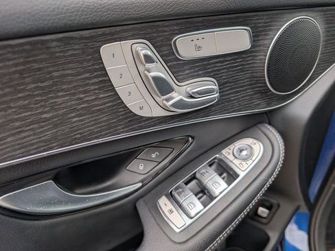 Used 2022 Mercedes-Benz GLC 300 4MATIC image 17