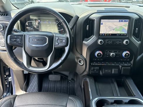 Used 2019 GMC Sierra 1500 Denali w/ Denali Ultimate Package AWD/4WD image 17