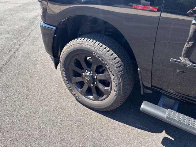 Used 2025 RAM 2500 Laramie w/ Night Edition AWD/4WD image 4