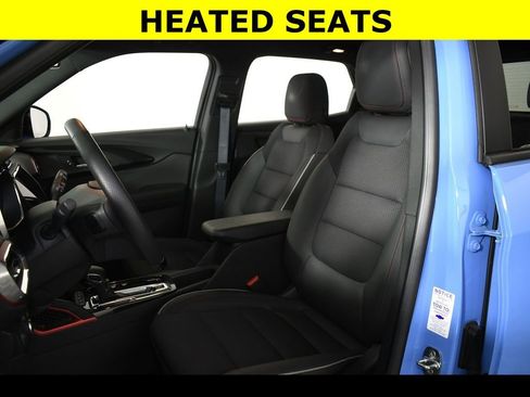 Used 2023 Chevrolet TrailBlazer RS w/ Sun and Liftgate Package AWD/4WD image 4