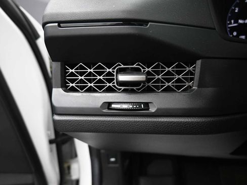 Used 2024 Honda Accord EX image 10