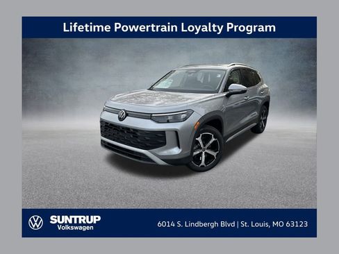 New 2025 Volkswagen Tiguan SE image 1