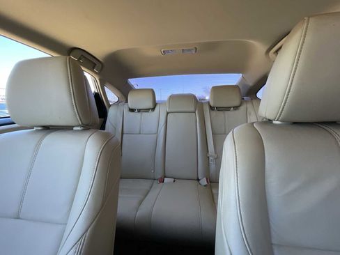 Used 2016 Toyota Avalon Touring image 21