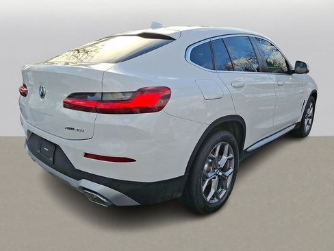 Certified 2023 BMW X4 xDrive30i w/ Premium Package image 5