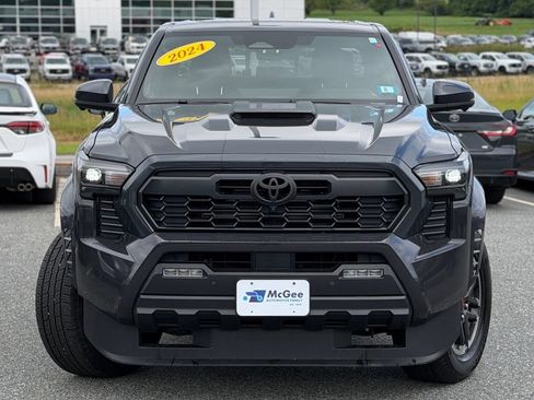 Certified 2024 Toyota Tacoma TRD Sport w/ TRD Sport Premium Package AWD/4WD image 2