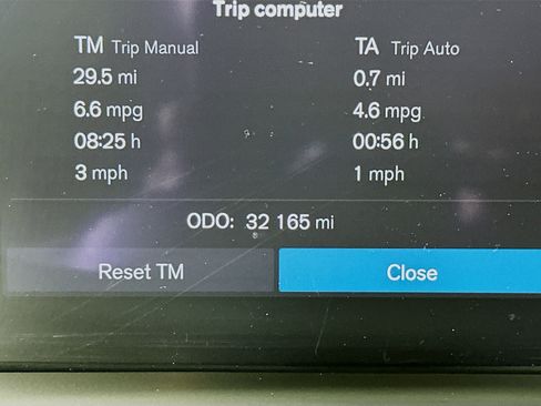 Used 2023 Volvo XC60 B5 Plus w/ Climate Package image 19