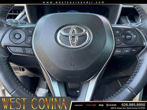 Used 2023 Toyota Corolla Cross XLE w/ Convenience Package FWD image 21