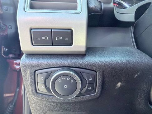 Used 2017 Ford F250 Lariat w/ Lariat Ultimate Package AWD/4WD image 18
