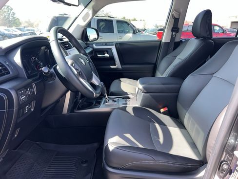 Used 2023 Toyota 4Runner SR5 Premium w/ Moonroof Package image 14