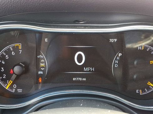 Certified 2020 Jeep Grand Cherokee Laredo image 19