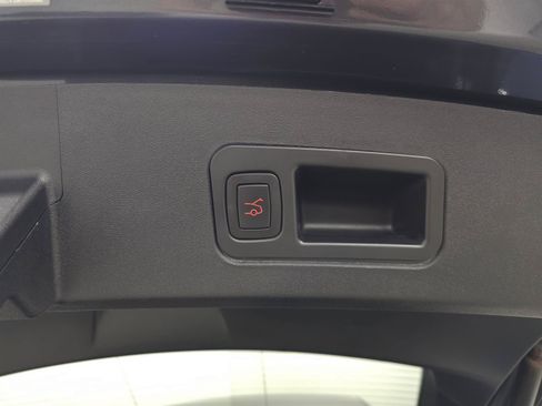 Used 2017 Tesla Model S 75D AWD/4WD image 9