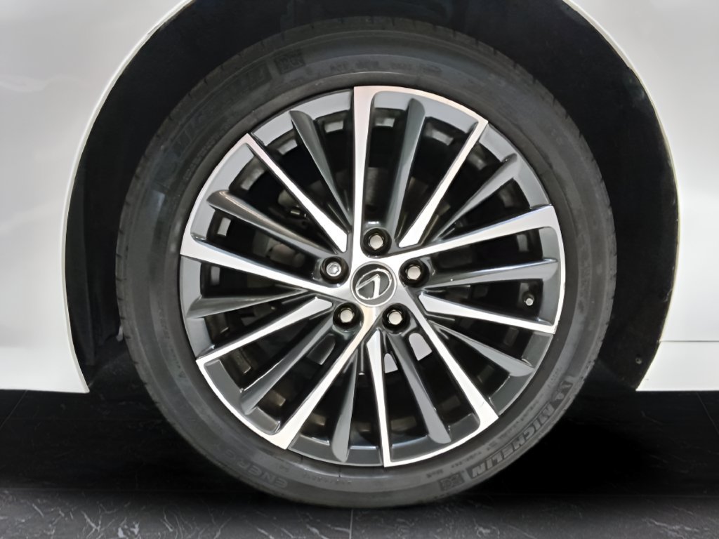 Used 2023 Lexus ES 350 w/ Premium Package FWD image 33