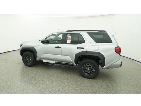 New 2026 Toyota 4Runner SR5 image 4