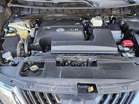 Used 2017 Nissan Murano SV image 21