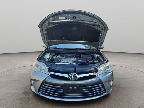 Used 2017 Toyota Camry LE w/ Four Season Floor Mat Package FWD image 33