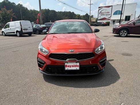 Used 2021 Kia Forte GT-Line w/ GT-Line Premium Package FWD image 4