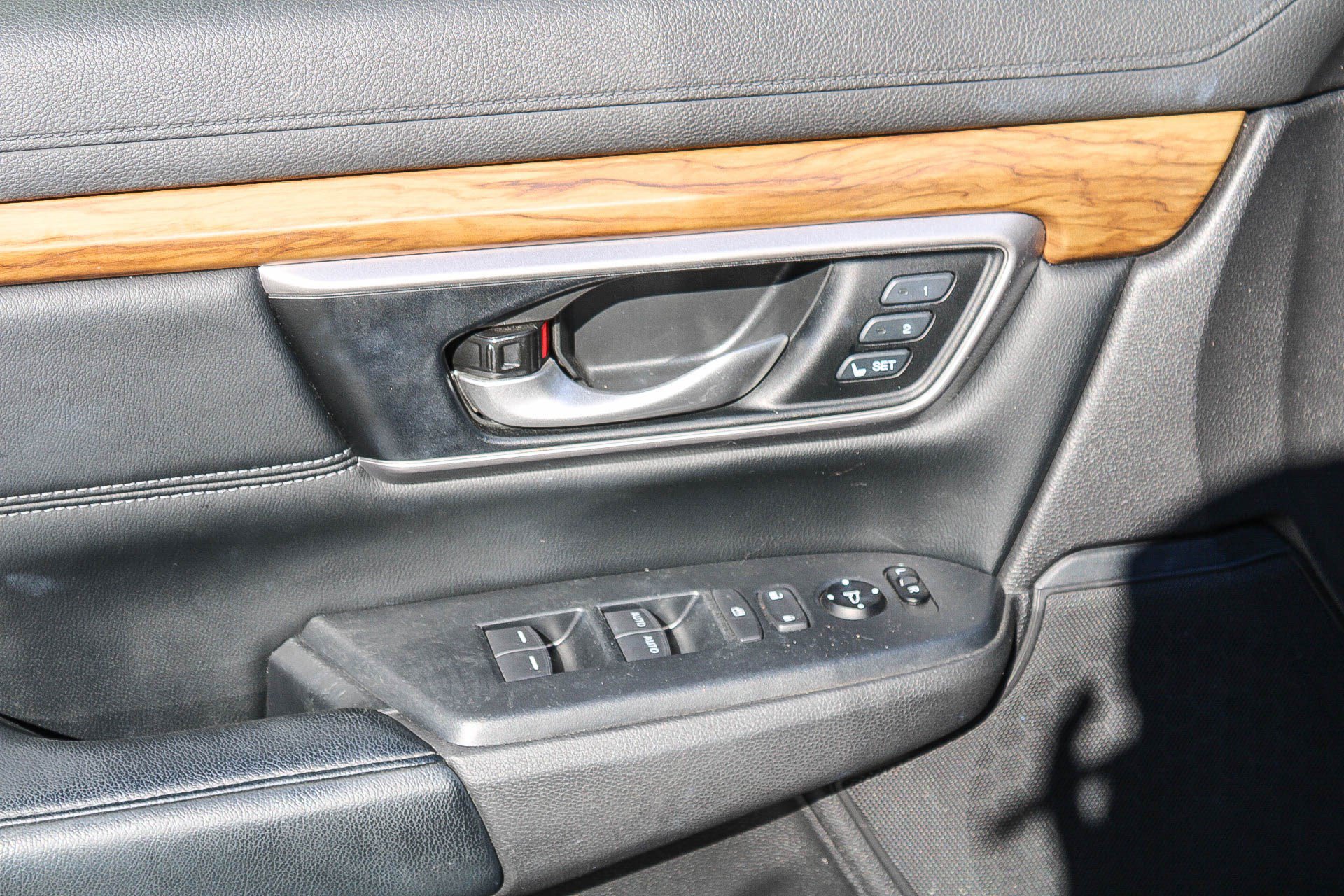 Used 2020 Honda CR-V Touring image 22