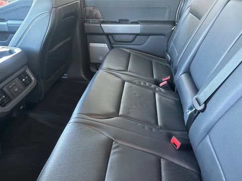 New 2026 Ford F250 Lariat w/ Black Appearance Package AWD/4WD image 12