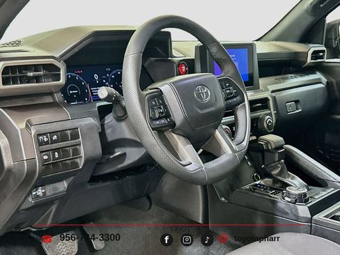 Used 2025 Toyota Tacoma TRD Off-Road AWD/4WD image 8