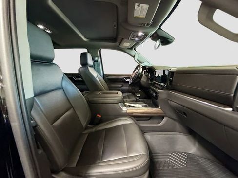 Used 2022 Chevrolet Silverado 1500 LT Trail Boss w/ LT Trail Boss Premium Package AWD/4WD image 29