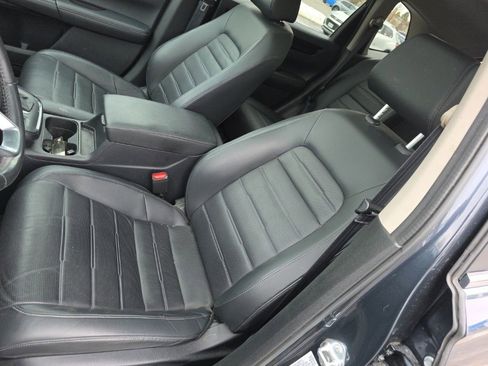 Used 2023 Honda CR-V EX-L image 10