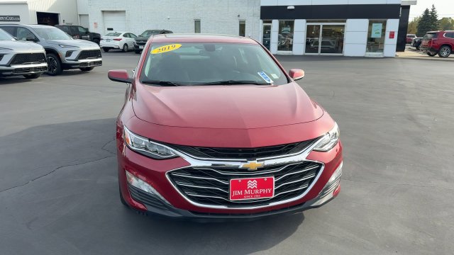 Certified 2019 Chevrolet Malibu Premier w/ Sun and Wheel Package FWD image 3