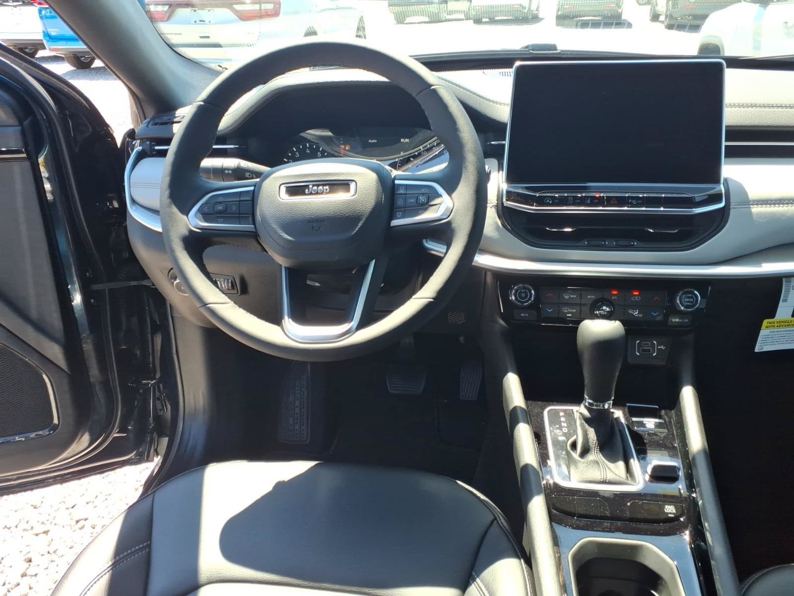 New 2026 Jeep Compass Limited AWD/4WD image 12