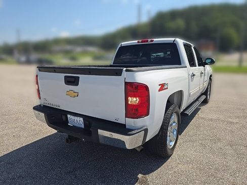 Used 2009 Chevrolet Silverado 1500 LT w/ Power Pack Plus RWD image 12