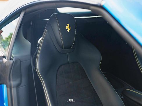 Used 2026 Ferrari Roma Spider RWD image 24