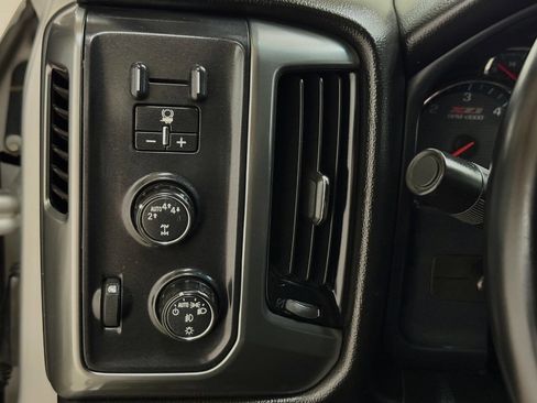 Used 2017 Chevrolet Silverado 1500 LT w/ Texas Edition image 59