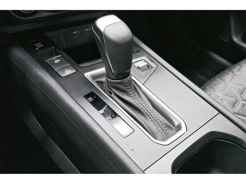 New 2026 Nissan Kicks SV w/ SV Premium Package image 26