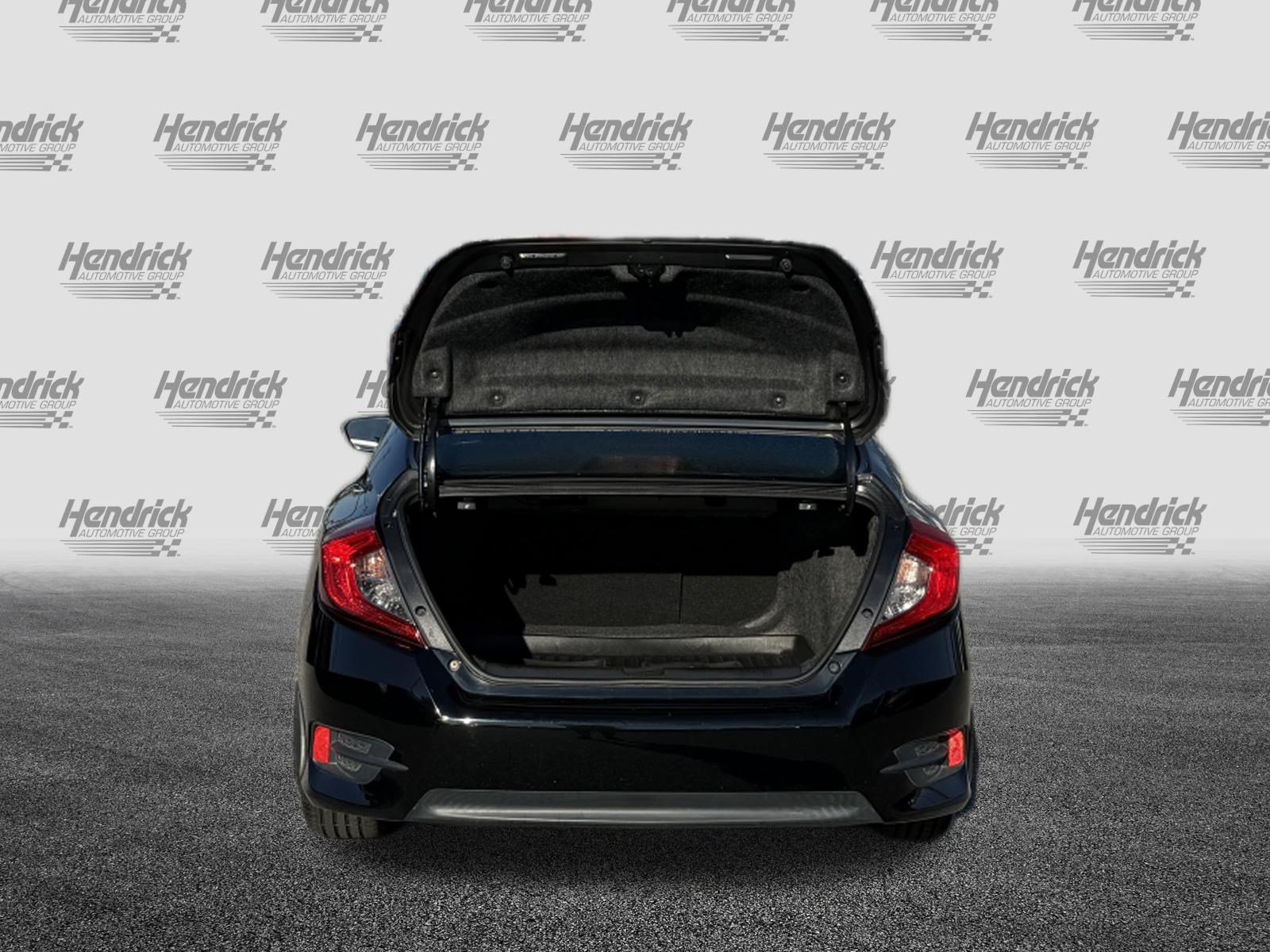 Used 2018 Honda Civic EX image 33