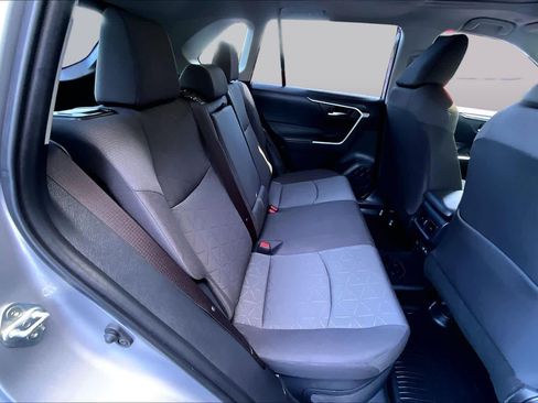 Certified 2025 Toyota RAV4 XLE w/ Convenience Package AWD/4WD image 19