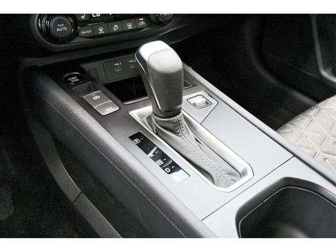 New 2026 Nissan Kicks SV w/ SV Premium Package image 28