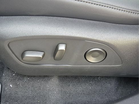 New 2026 GMC Acadia Elevation FWD image 16