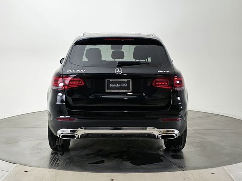 Certified 2022 Mercedes-Benz GLC 300 4MATIC image 4