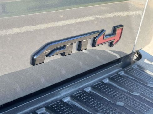 Used 2020 GMC Sierra 1500 AT4 w/ AT4 Premium Package image 8