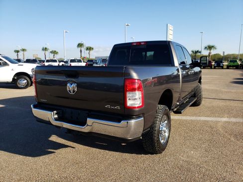 Used 2024 RAM 2500 Tradesman w/ Chrome Appearance Group image 7