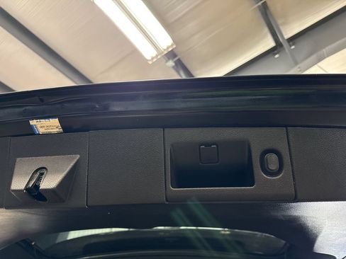 Used 2019 Chevrolet Tahoe Premier AWD/4WD image 58