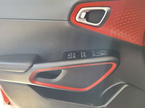 Used 2025 Kia Soul GT-Line FWD image 18